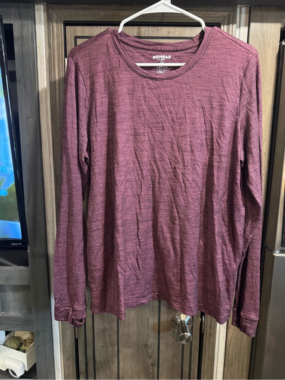 EUC!Bombas Women's Long Sleeve Tee in Wine